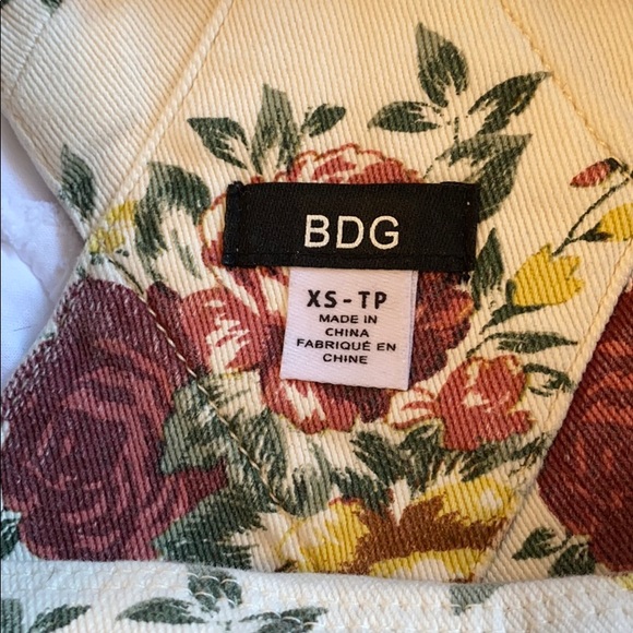 Overalls - Picture 3 of 4